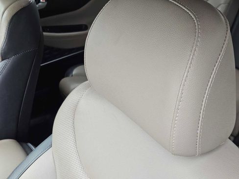 Used 2020 Hyundai Santa Fe SEL image 15