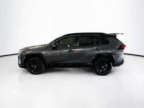Used 2025 Toyota RAV4 XSE AWD/4WD image 4