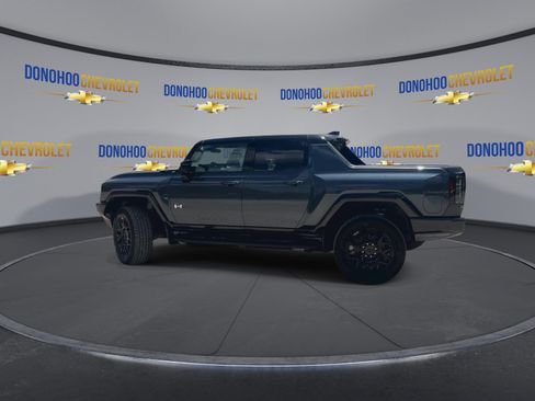 Used 2025 GMC Hummer EV 2X AWD/4WD image 8