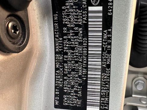 Used 2015 Toyota Camry LE image 19