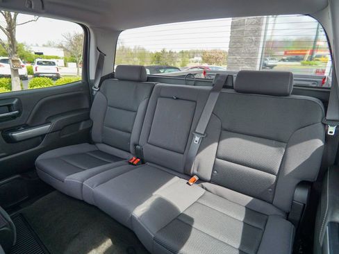 Used 2018 Chevrolet Silverado 1500 LT w/ LT Fleet Convenience Package AWD/4WD image 24