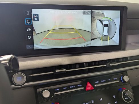 New 2026 Hyundai Tucson Limited FWD image 23