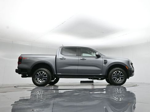 Used 2024 Ford Ranger Lariat w/ FX4 Off-Road Package image 50