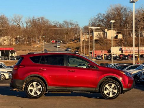 Used 2013 Toyota RAV4 XLE AWD/4WD image 6
