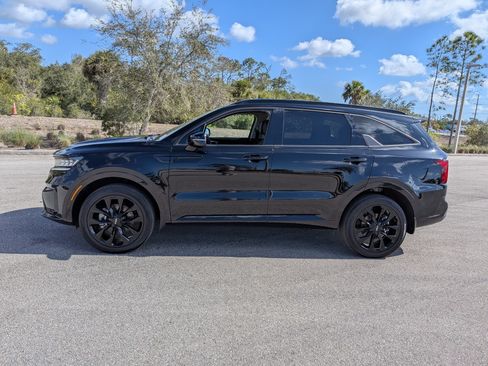 Used 2023 Kia Sorento SX image 8