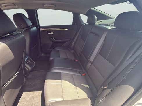 Used 2020 Chevrolet Impala LT FWD image 24