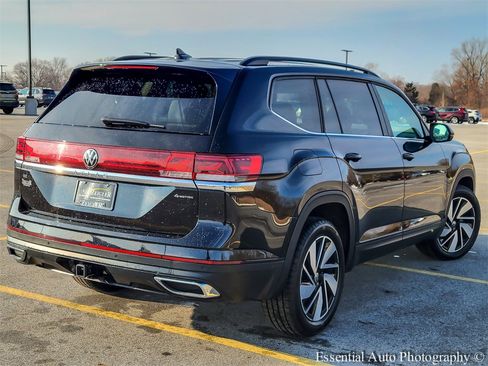 Used 2024 Volkswagen Atlas SE image 7