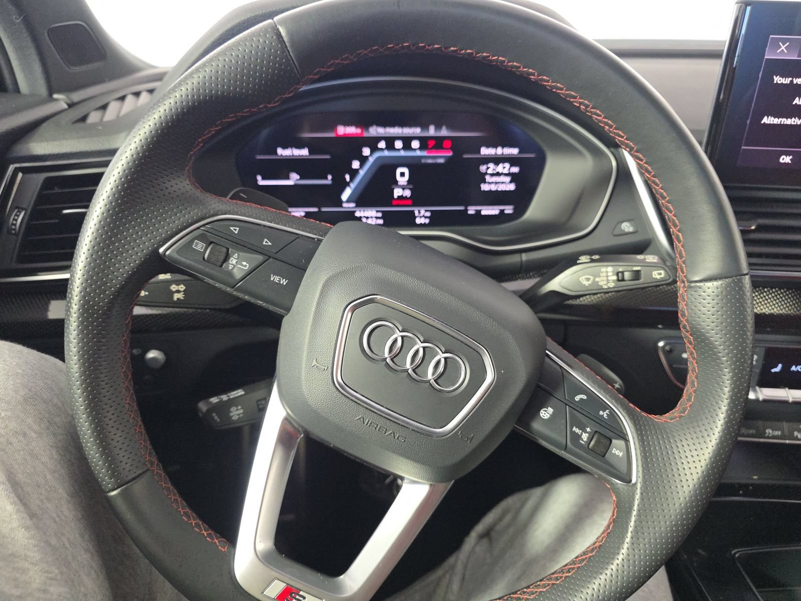 Used 2023 Audi SQ5 Prestige w/ Prestige Package AWD/4WD image 8
