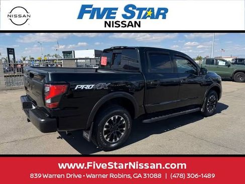 Used 2021 Nissan Titan PRO-4X w/ Pro-4x Convenience Package AWD/4WD image 5