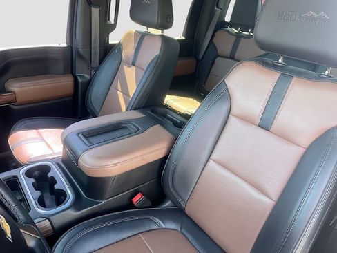 Used 2022 Chevrolet Silverado 2500 High Country w/ Z71 Off-Road Package AWD/4WD image 22