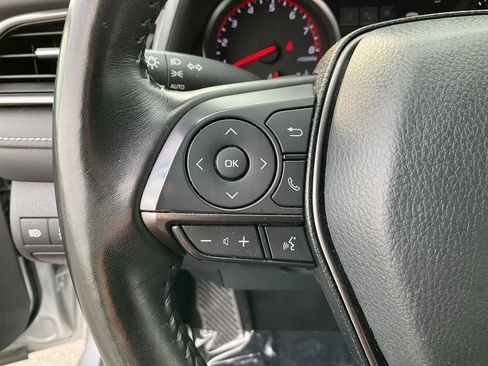 Used 2023 Toyota Camry XSE image 7