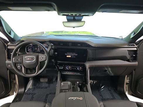 New 2026 GMC Sierra 3500 AT4 w/ Technology Package AWD/4WD image 9