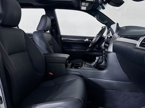 Used 2022 Lexus GX 460 Premium w/ Premium Package image 6