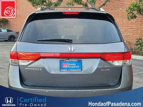 Used 2016 Honda Odyssey Touring Elite image 3