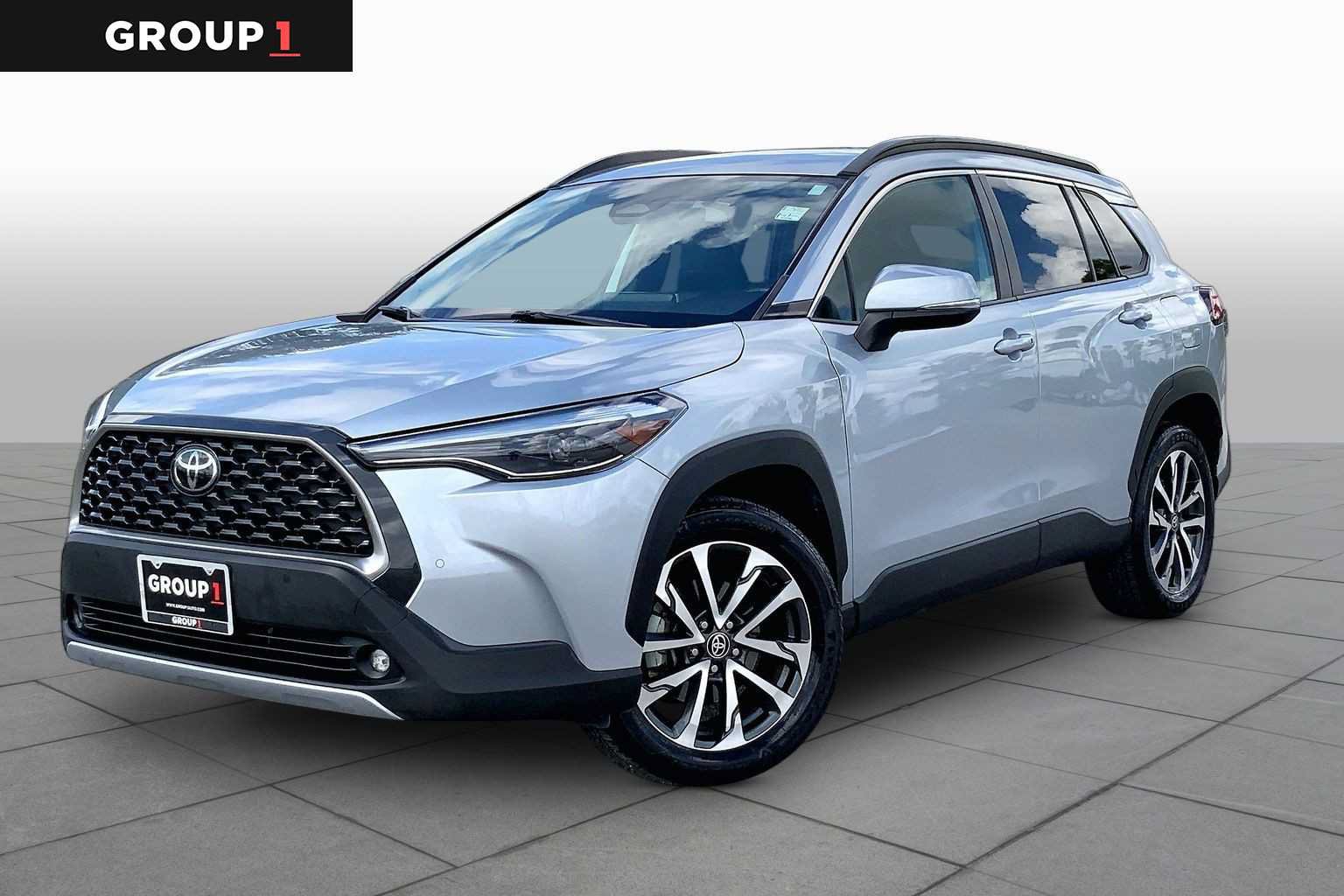 Used 2023 Toyota Corolla Cross XLE AWD/4WD image 1