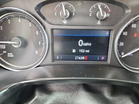 Used 2023 Buick Enclave Essence FWD image 17
