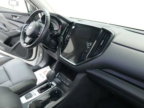 Used 2024 Subaru Ascent Onyx Edition image 32