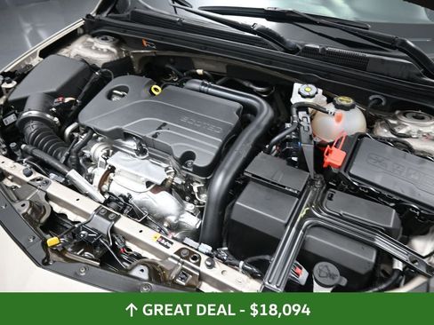 Used 2024 Chevrolet Malibu LT image 14