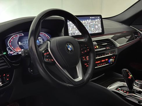 Used 2021 BMW 530i 530i image 21