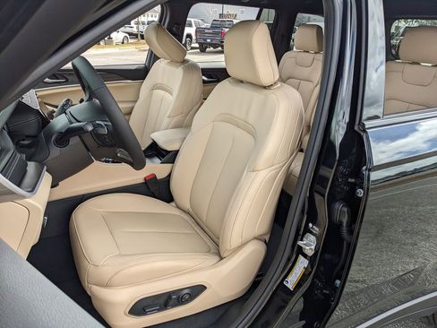 New 2026 Jeep Grand Cherokee Limited image 33