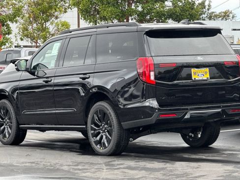 New 2025 Ford Expedition Platinum w/ Stealth Appearance Package image 6