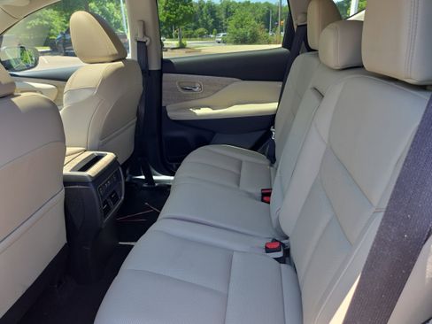 Used 2024 Nissan Murano SL AWD/4WD image 10