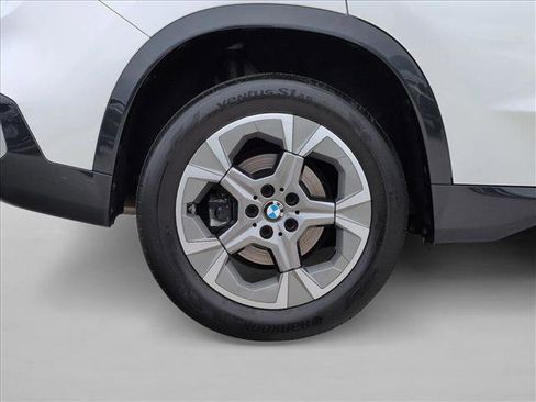 Used 2024 BMW X1 xDrive28i w/ Technology Package image 22