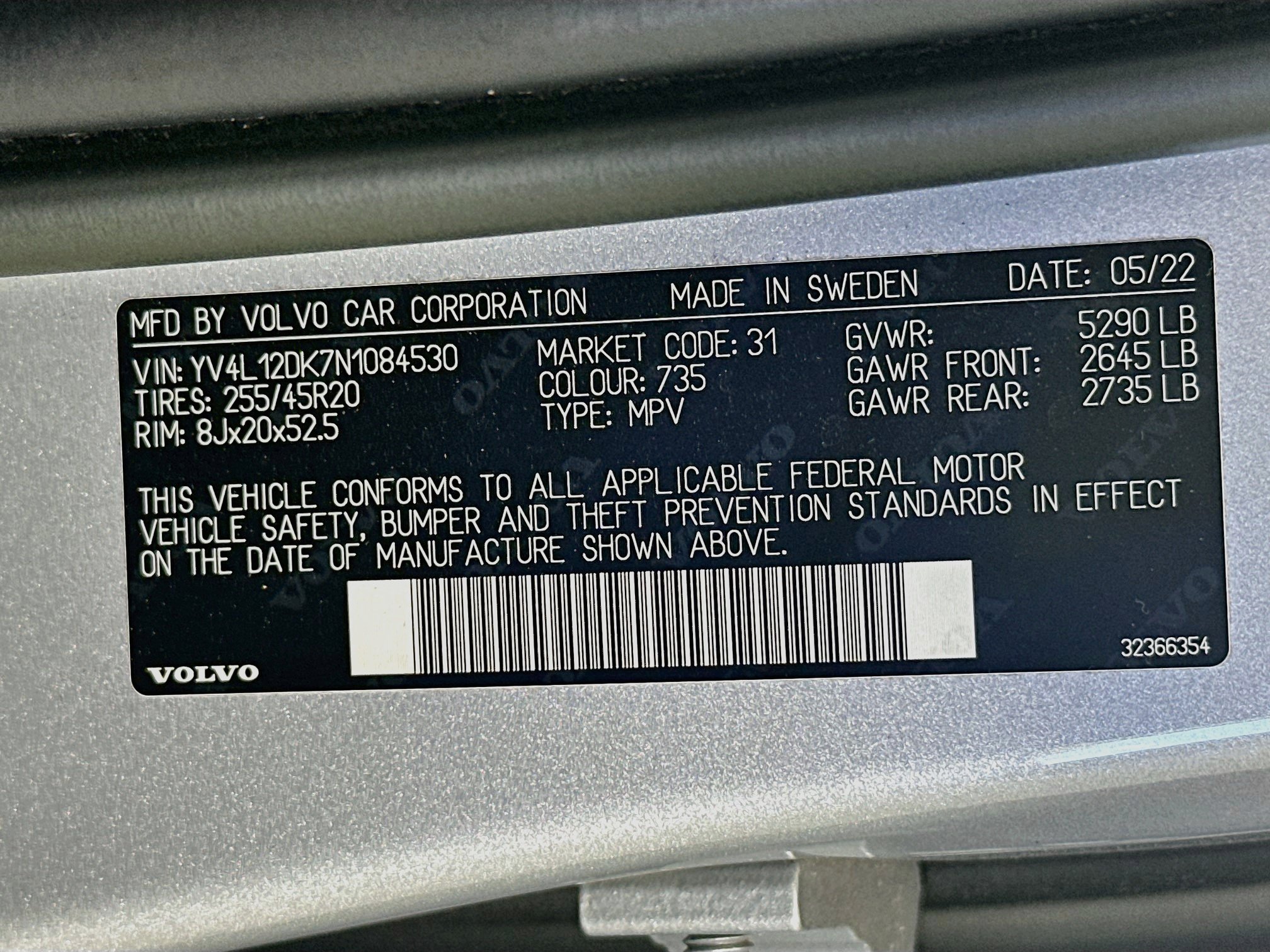 Used 2022 Volvo XC60 B5 Momentum w/ Protection Package Premier FWD image 31