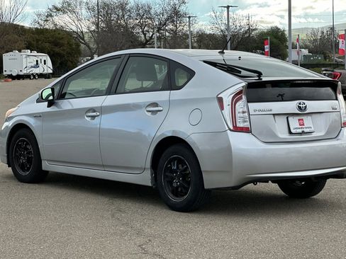 Used 2013 Toyota Prius Two image 6