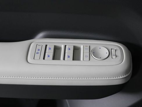 Certified 2026 Hyundai Santa Fe SEL FWD image 25