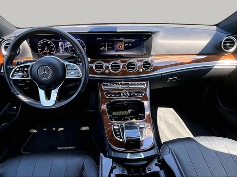 Used 2020 Mercedes-Benz E 350 4MATIC Sedan image 16