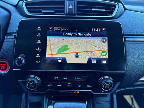 Used 2018 Honda CR-V Touring image 18