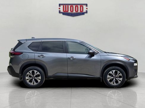 Used 2023 Nissan Rogue SV AWD/4WD image 2