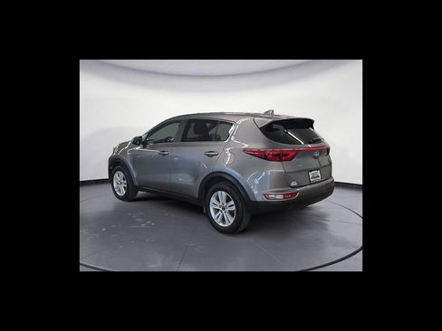 Used 2018 Kia Sportage LX AWD/4WD image 4