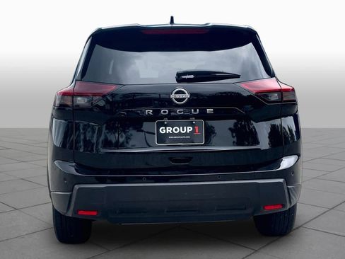 Used 2025 Nissan Rogue SV FWD image 5