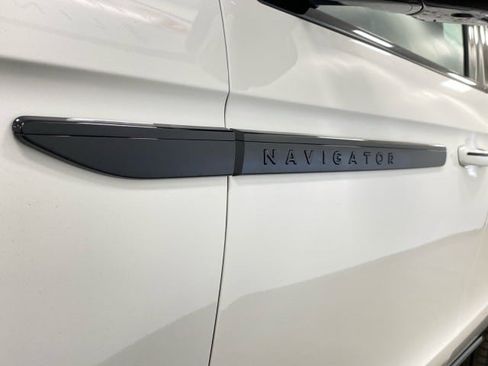 New 2026 Lincoln Navigator Black Label AWD/4WD image 48