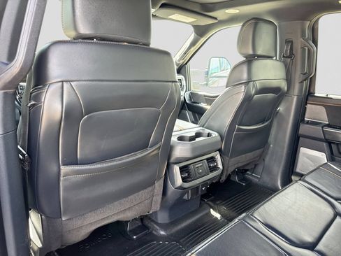 Used 2023 Ford F250 Platinum AWD/4WD image 22