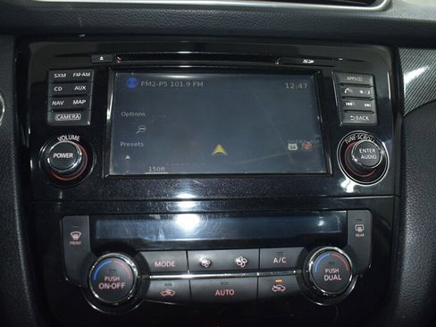 Used 2014 Nissan Rogue SL w/ SL Premium Package FWD image 14