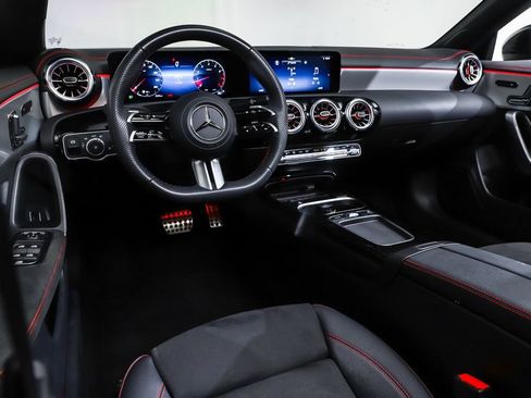 Certified 2025 Mercedes-Benz CLA 250 4MATIC image 6