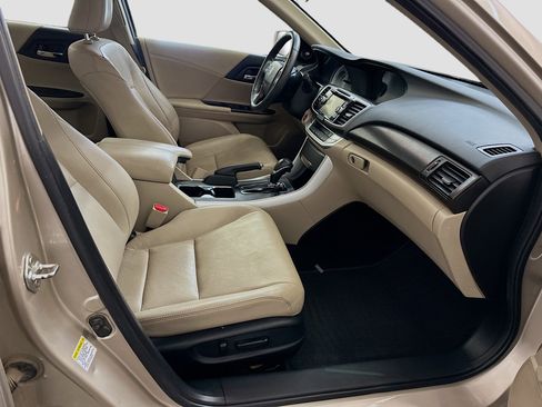 Used 2013 Honda Accord EX-L image 32