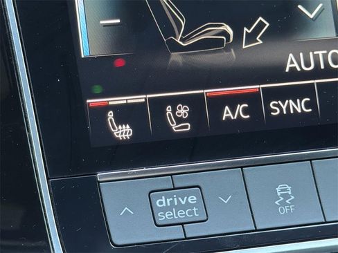 Used 2023 Audi Q7 2.0T Premium Plus w/ Premium Plus Package image 19