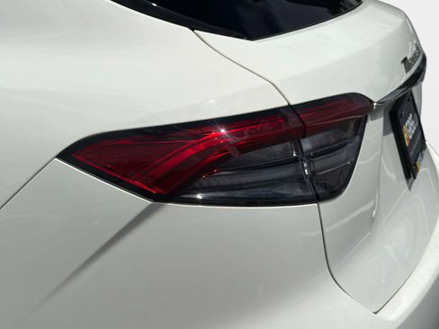 Used 2024 Maserati Levante Modena Ultima image 16