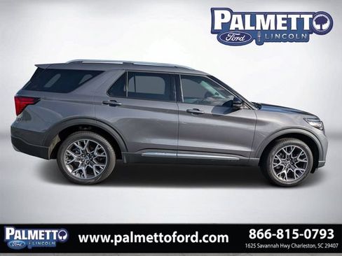 Used 2025 Ford Explorer Platinum w/ Ultimate Package AWD/4WD image 2