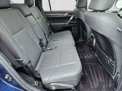 Used 2022 Lexus GX 460 Premium w/ Premium Plus Package image 23