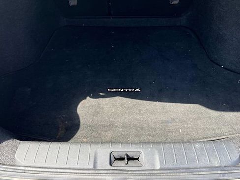 Used 2022 Nissan Sentra SR w/ Electronics Package image 12