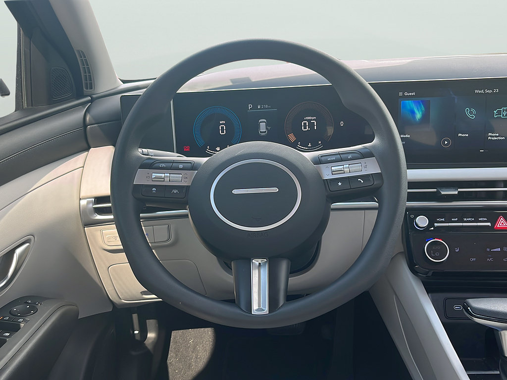Certified 2025 Hyundai Tucson SEL FWD image 11