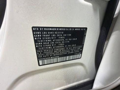 Used 2020 Volkswagen Tiguan SE w/ Panoramic Sunroof Package image 31