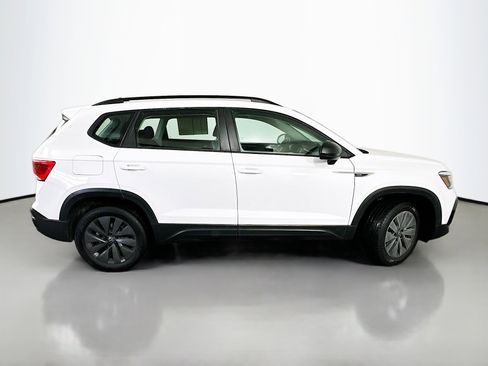 Used 2024 Volkswagen Taos S image 8