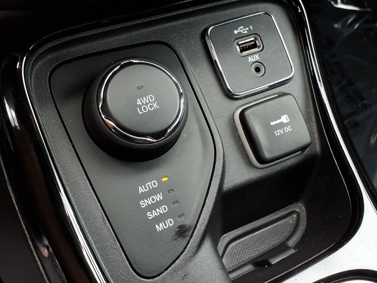 Used 2019 Jeep Compass Limited AWD/4WD image 31