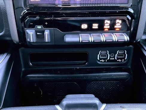 Used 2021 RAM 2500 Laramie image 16